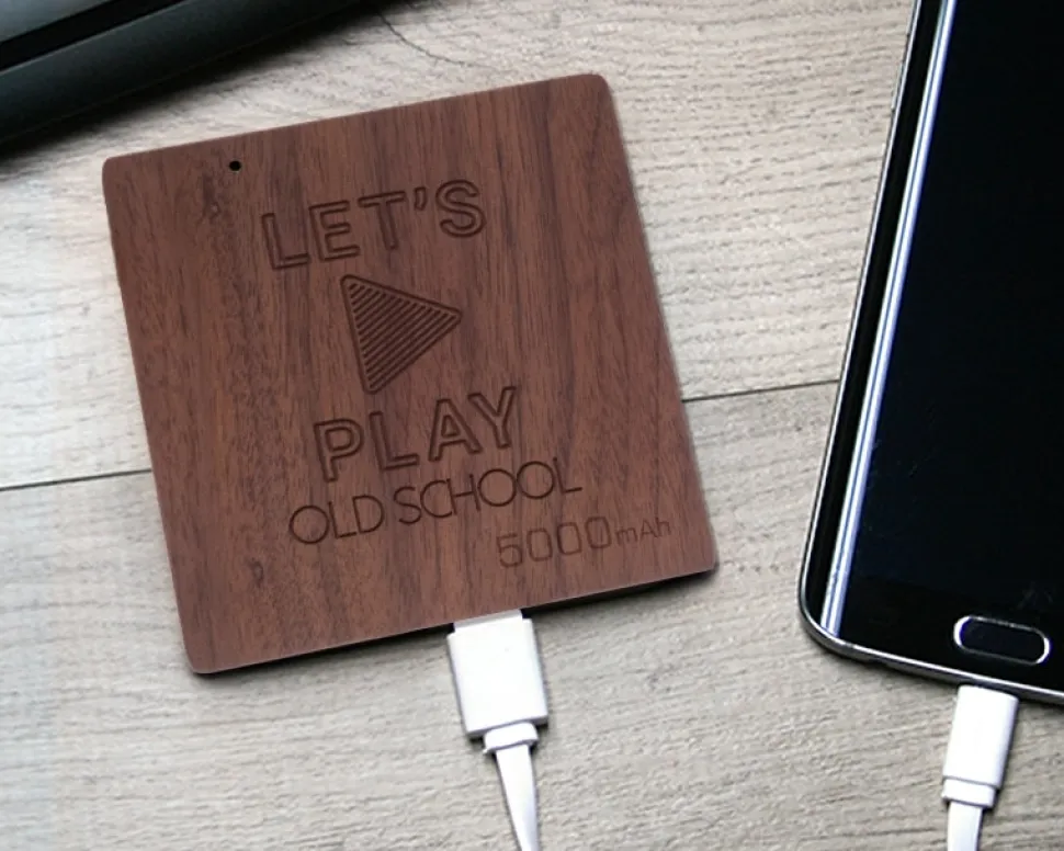 Batterie Externe en bois personnalisable 5000 mAh - Let's Play