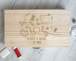 Boîte à couture personnalisée
