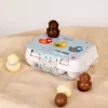 Boîte d'oeufs personnalisable et ses Poussins au chocolat noir, lait et blanc