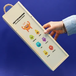 Bouteille et caisse à vin personnalisée - Famille Monstres