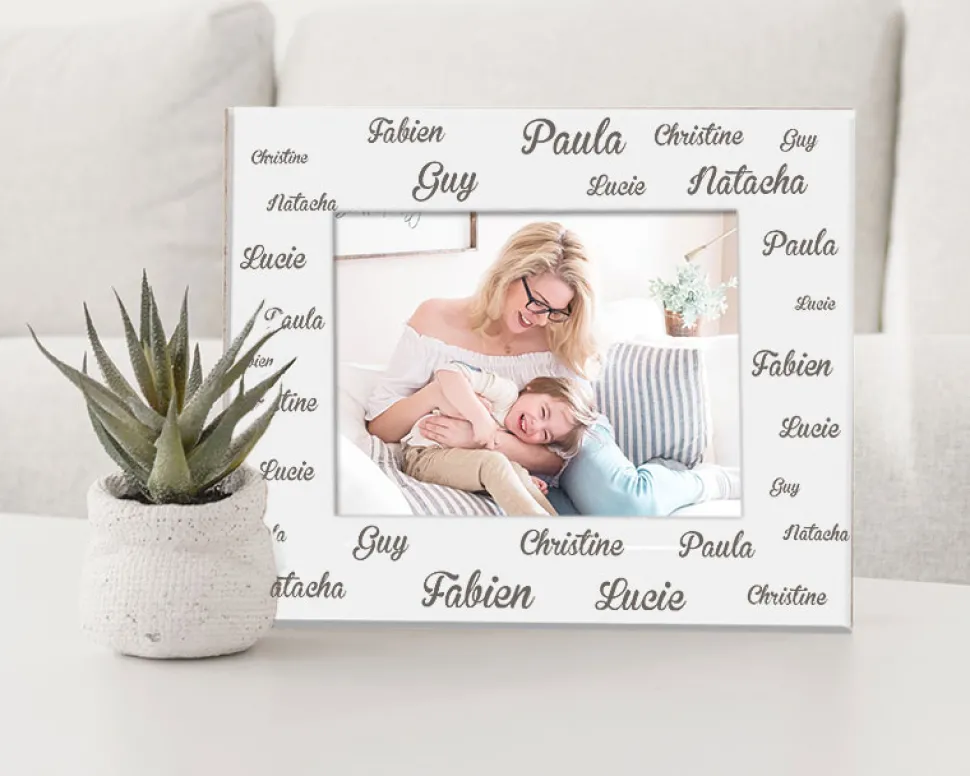Cadre en métal blanc gravé Personnalisable - Famille Prénoms