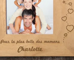 Cadre photo en bois gravé