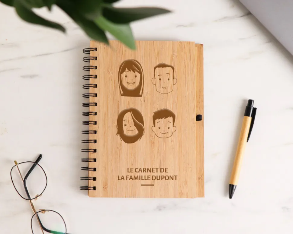 Cahier en bois - Family Circus