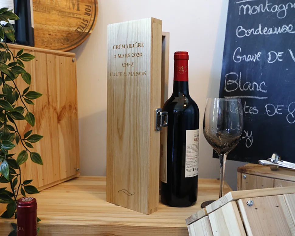 Caisse à vin personnalisée en bois - Message
