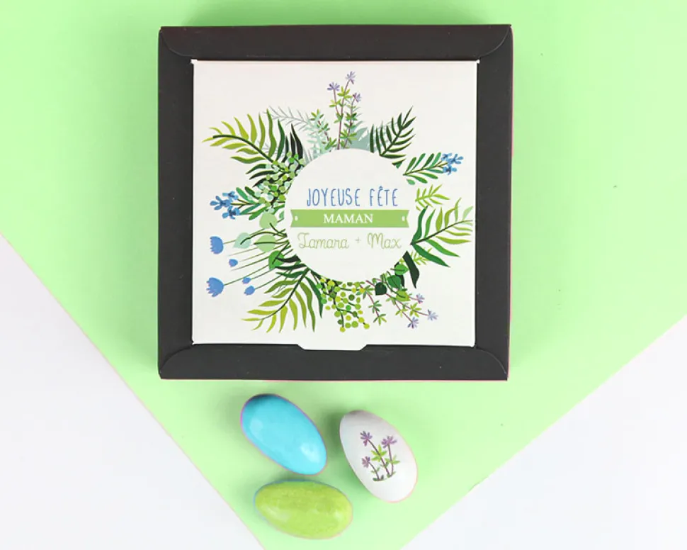 Coffret de dragées cœur caramel Personnalisable - Collection Fleurie