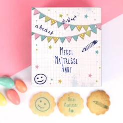 Coffret gourmand biscuits et chocolats Personnalisables - Merci Maîtresse, Maître et ATSEM
