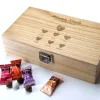 Coffret gravé de chocolats Monbana - Mamie et ses petits coeurs