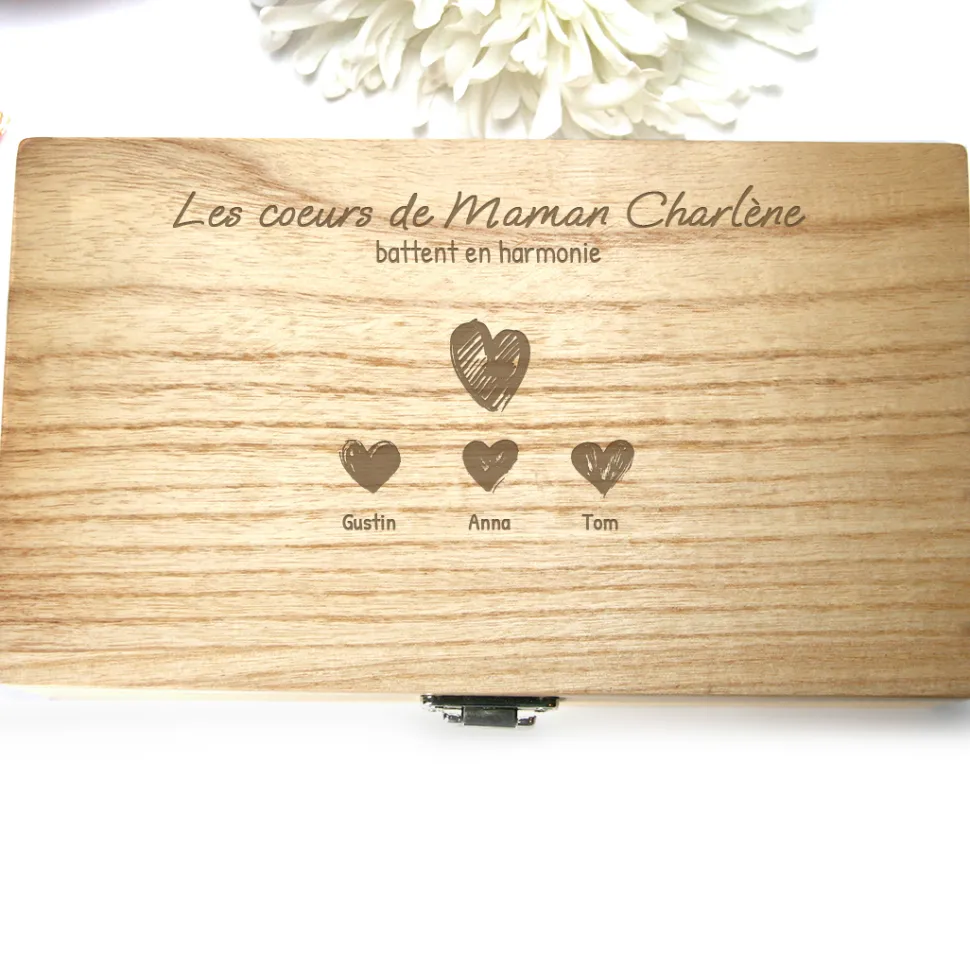 Coffret gravé de chocolats Monbana - Maman et ses petits coeurs