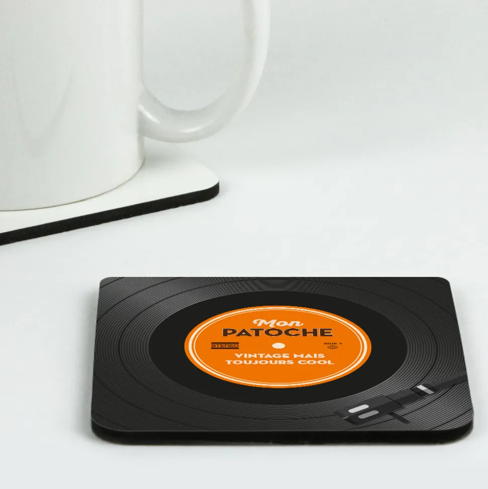 Coffret rétro vinyle - Chope de bière et sous-verres personnalisés