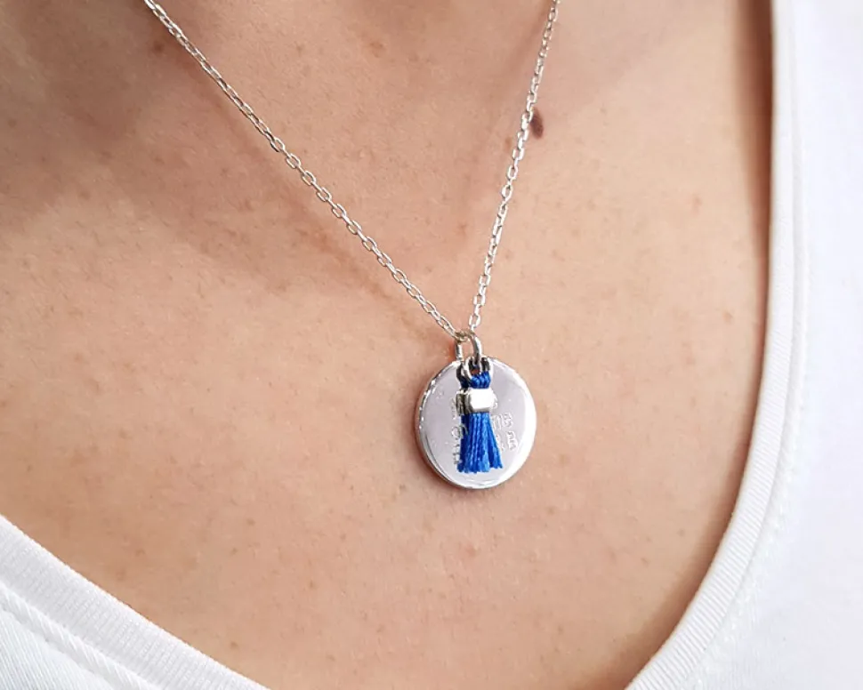 Collier médaille argent véritable - Pompon rouge ou bleu