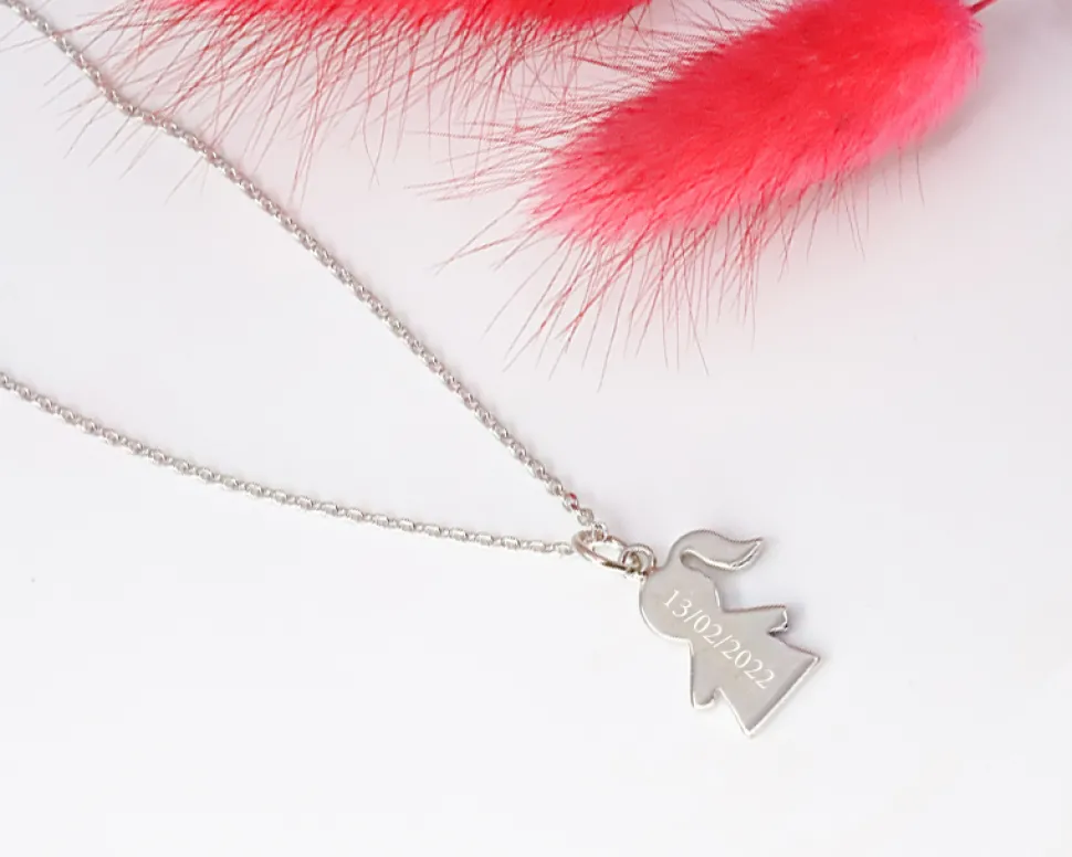 Collier personnalisé avec pendentif petite fille ou petit garçon - Argent