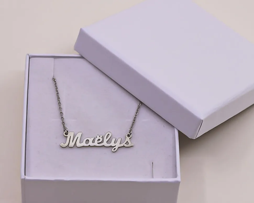 Collier Prénom - Plaqué or 18 carats, Argent ou Argent rosé