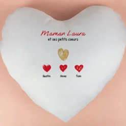 Coussin personnalisé coeur - Maman et ses petits coeurs