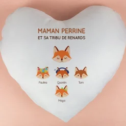 Coussin personnalisé coeur - Maman Renard et sa meute