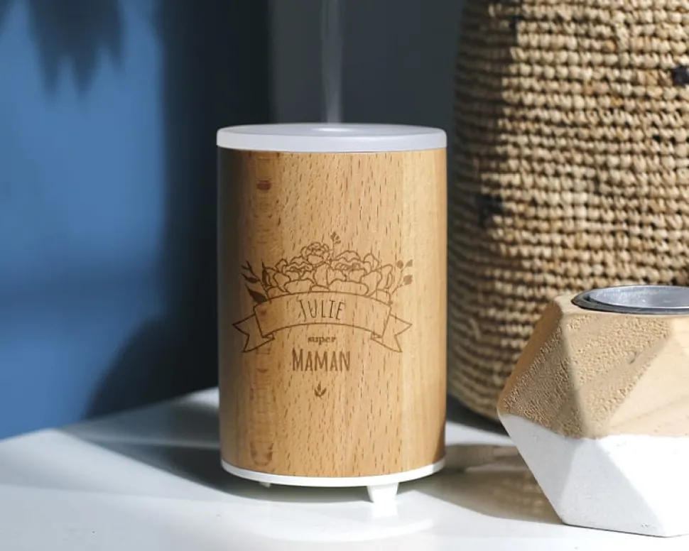 Diffuseur d'huile essentielle gravé - Maman Fleurie