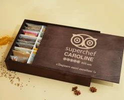 Grand coffret d'épices gravé Cuisine d'Excellence - 36 épices du monde