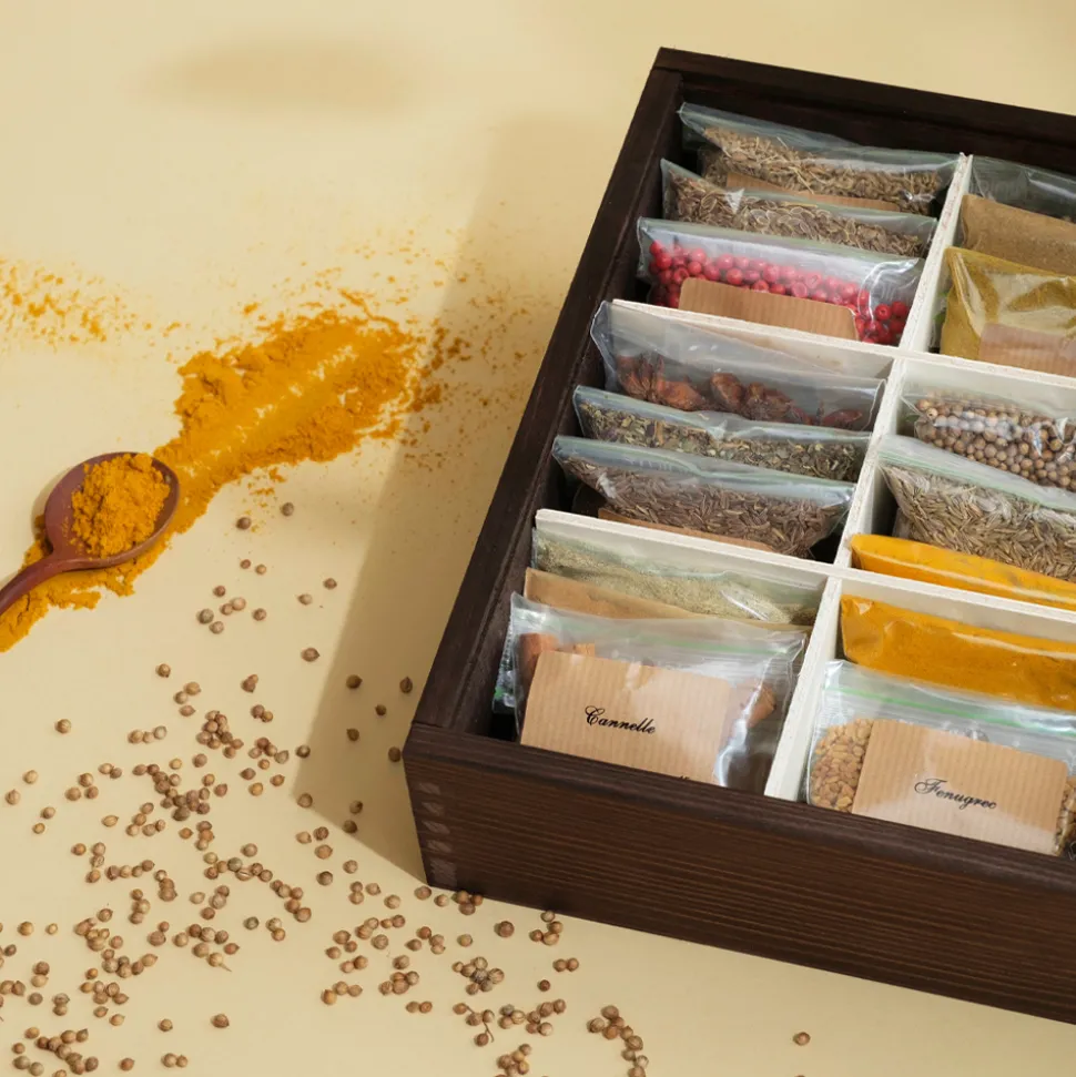 Grand coffret d'épices gravé "Chef étoilé" - 36 épices du monde
