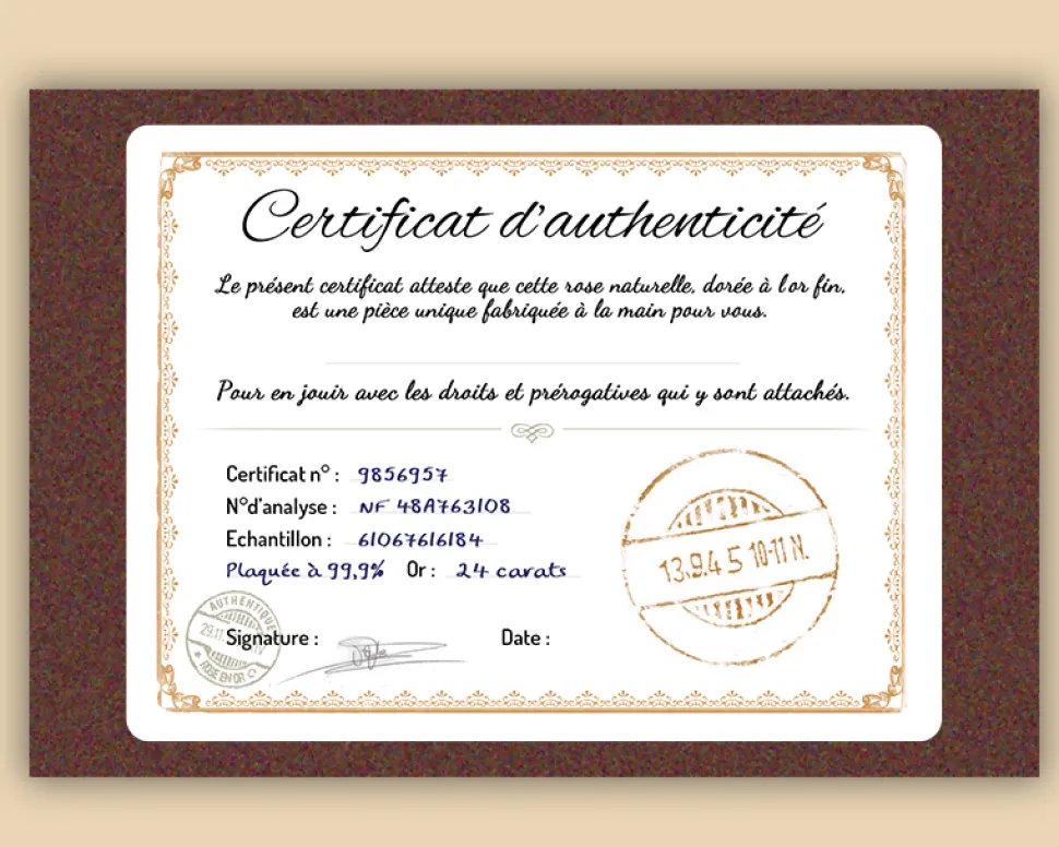 Grande rose en or dans son écrin personnalisable - Message