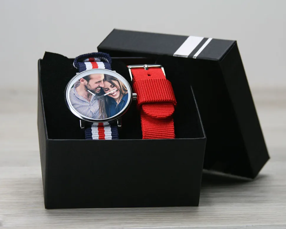 Montre bleu blanc rouge Photo