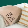 Plaid personnalisé couple - All we need is love