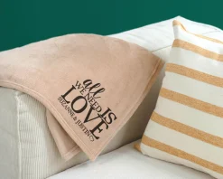 Plaid personnalisé couple - All we need is love