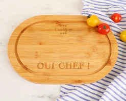 Planche à découper ovale personnalisée en bois - Oui Chef