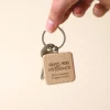 Porte-clés en bois personnalisé - Grand Mère-veilleuse