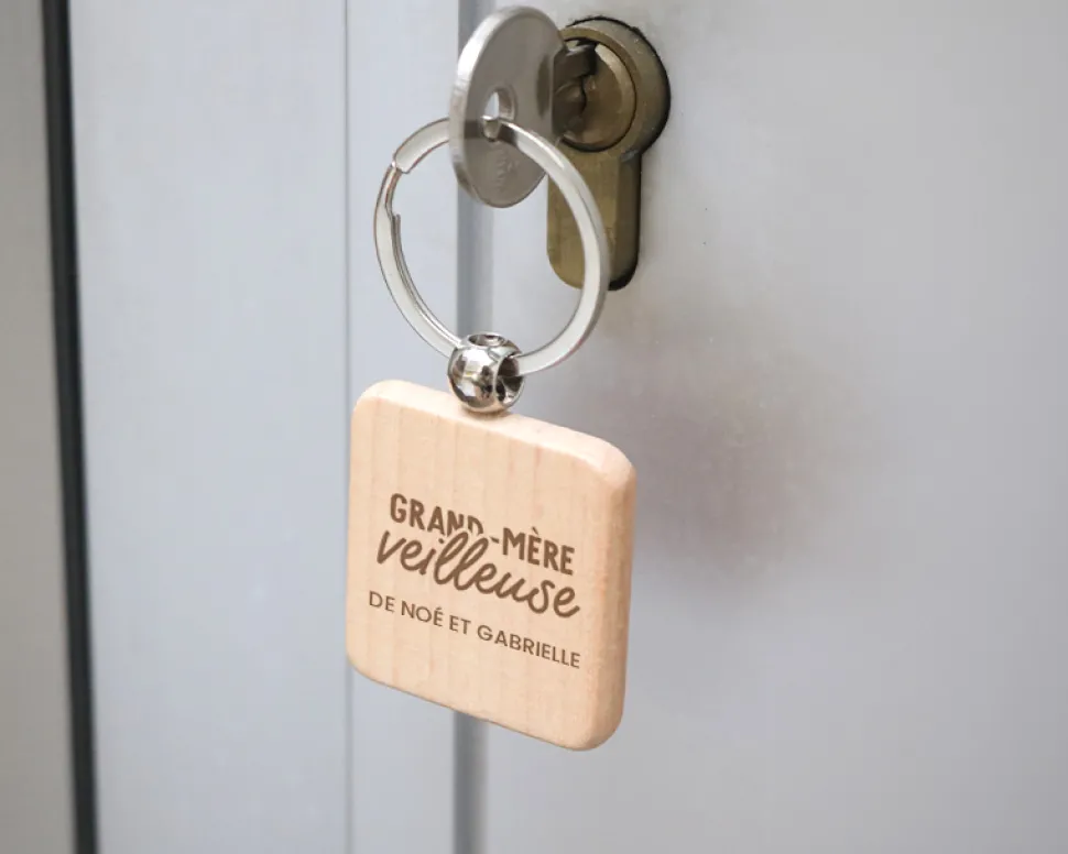 Porte-clés en bois personnalisé - Grand Mère-veilleuse